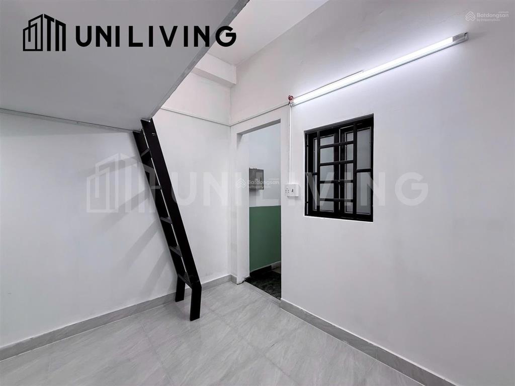 Cho thuê phòng có gác mới cách đh hutech 200m đi bộ chưa đến 5 phút ngay ngã tư hàng xanh