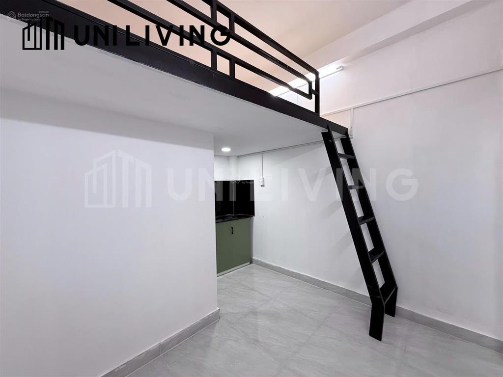 Cho thuê phòng có gác mới cách đh hutech 200m đi bộ chưa đến 5 phút ngay ngã tư hàng xanh