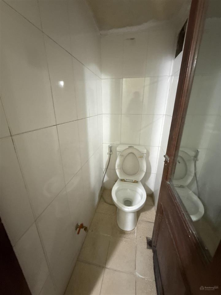 Cho thuê tầng 1 riêng biệt làm shop, văn phòng  spa nail mi đỗ quang, ngay thnc 30 m2 giá 8 triệu