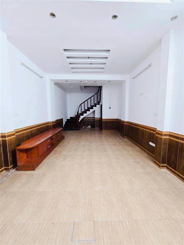 Ô tô đỗ cửa  doãn kế thiện 43m² x 6 tầng  kinh doanh/văn phòng  chỉ 12.7 tỷ