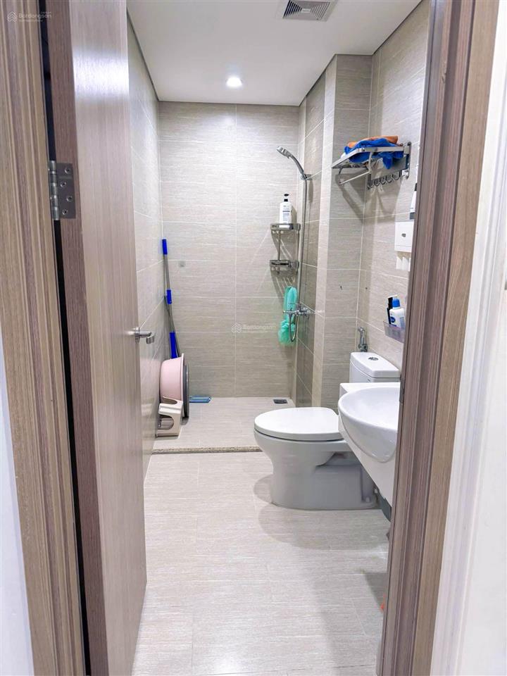 Full nội thất cao cấp  2pn+1 vinhomes smart city 65m2  sổ đỏ  giá 5.2 tỷ