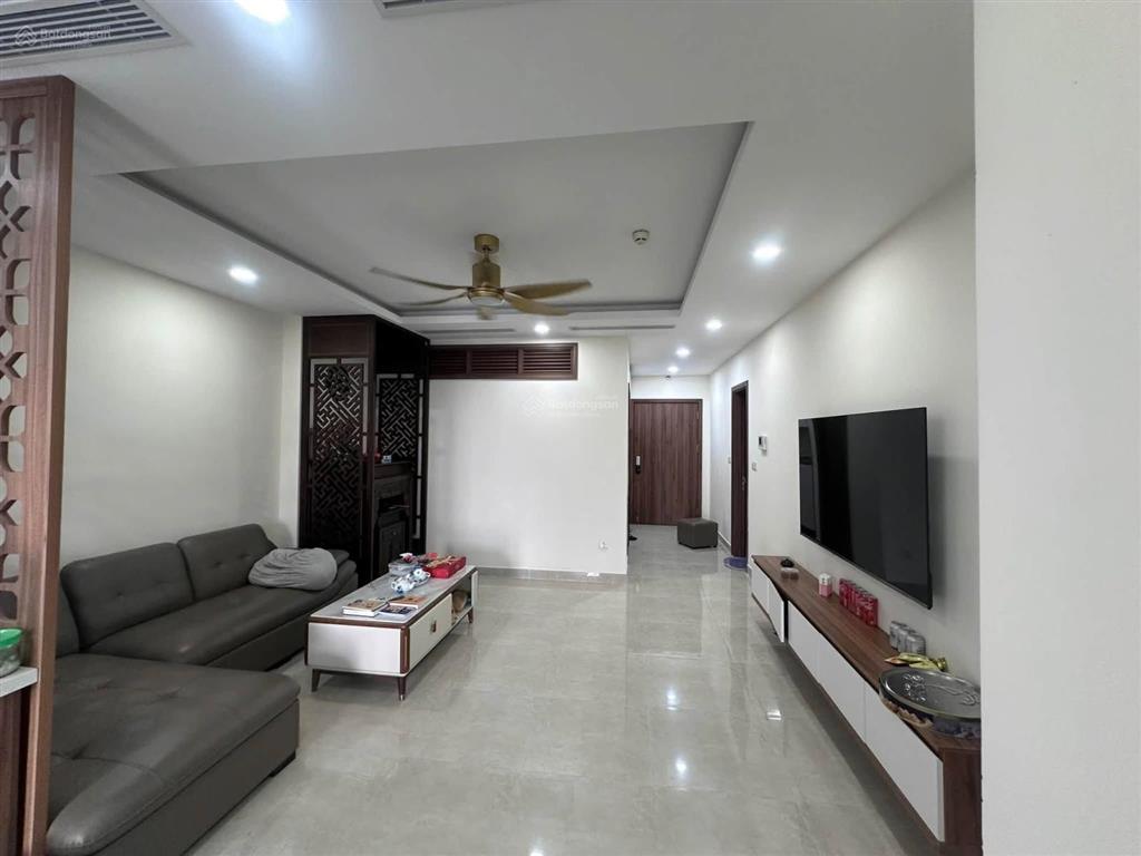 Golden park tower  96m2  3pn  full nội thất  trung tâm cầu giấy  10.9 tỷ