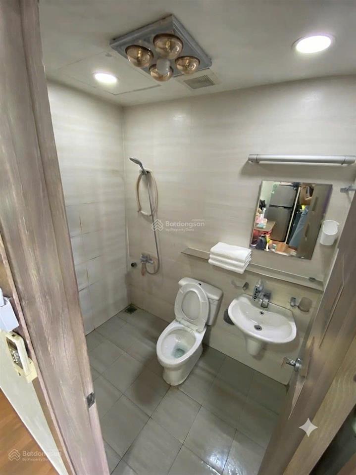 Hàng xóm times city  căn góc 2pn tại 536a minh khai  giá 6 tỷ
