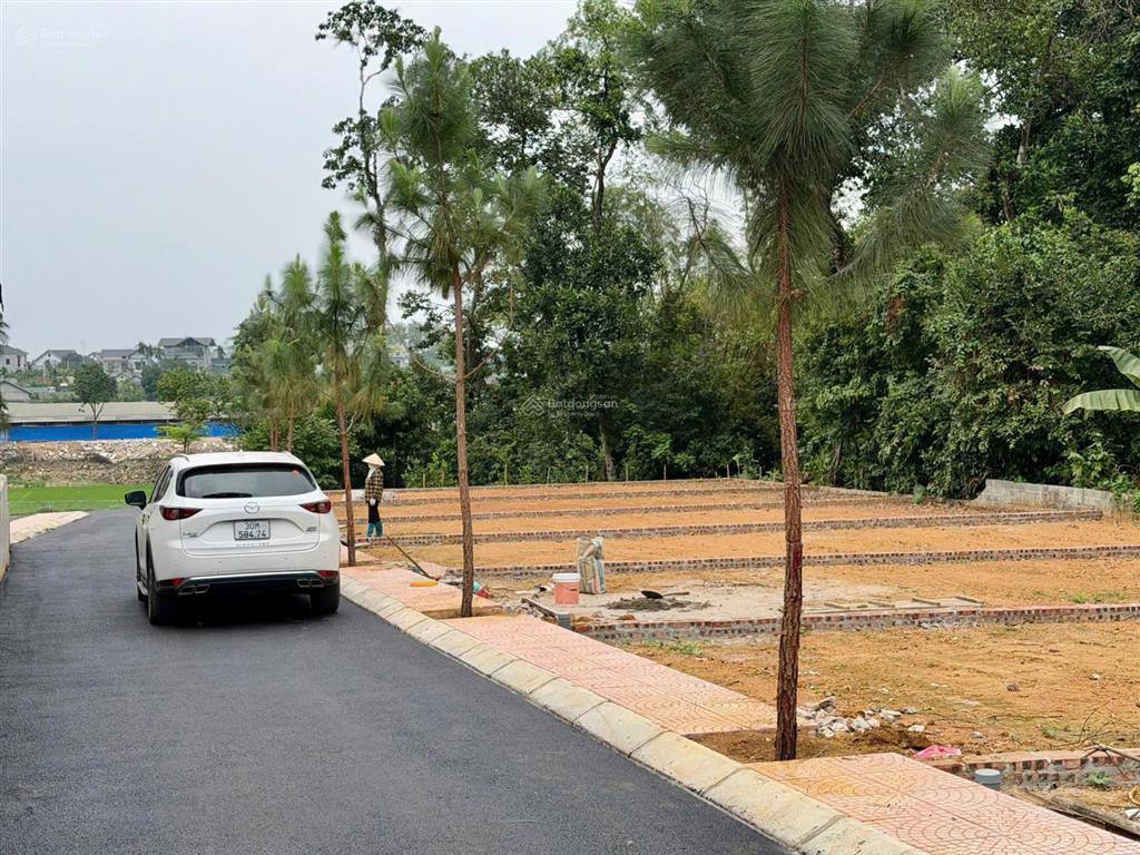 Nhỉnh 2 tỷ sở hữu 100m2 gần tt hòa lạc, gần metro, điểm bus và cnc