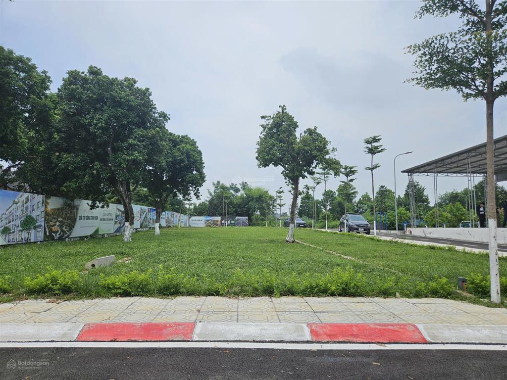 A nam cần vốn hoàn thiện cơ sở kinh doanh nhà trọ cần bán lô đất trung tâm cnc hòa lạc