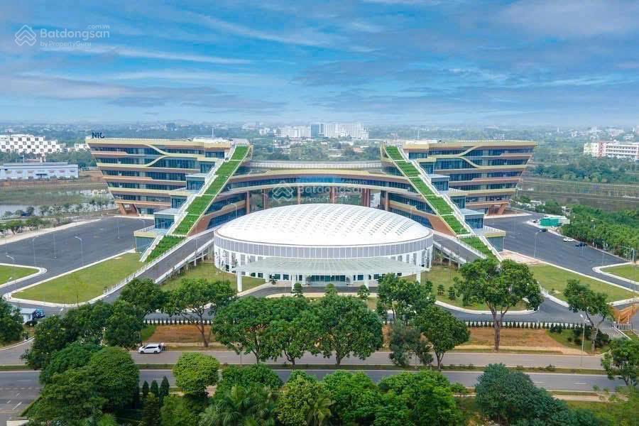 A nam cần vốn hoàn thiện cơ sở kinh doanh nhà trọ cần bán lô đất trung tâm cnc hòa lạc