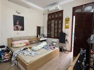 Nhỉnh 11 tỷ phố hòe nhai, tầng 2,3,4, 120m2, mặt tiền 4.7m 3 ngủ rộng, khách, bếp đủ công năng