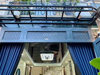 Nhà mới đường hoàng bật đạt, trệt, lầu, tặng full nt, 3pn, 4wc, hẻm gần 4m, giá chỉ hơn 5 tỷ