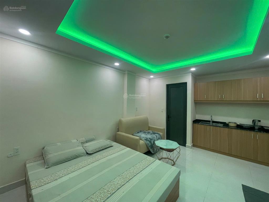 Căn hộ full nội thất cao cấp, bảo vệ 24/24 ngay nguyễn hữu cảnh gần landmark 81 tiện đi quận 1, 2