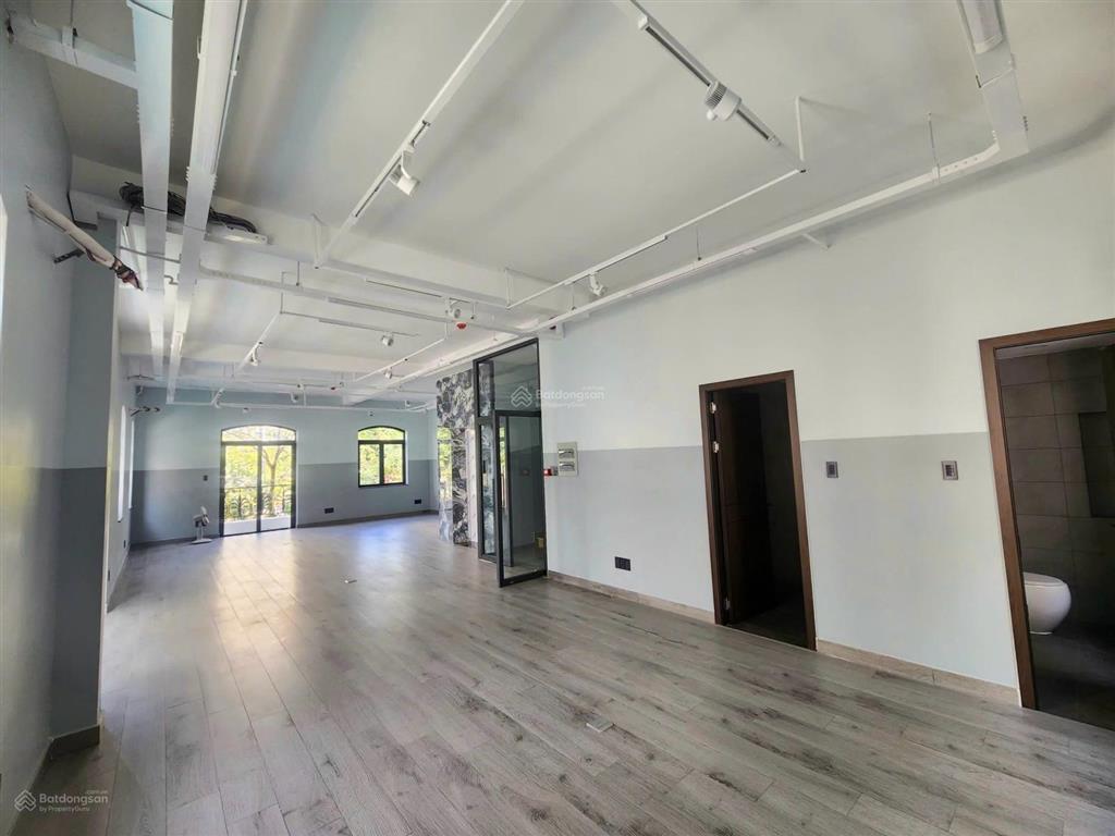 Cho thuê bt 200m2, 80 triệu tại 20, đường bát nàn, phường thạnh mỹ lợi, q2, hcm