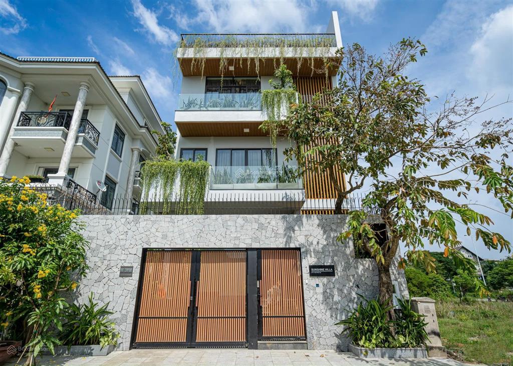 Cho thuê bt đẹp, 100 triệu, 220m2, 7pn, 5wc tại trương văn bang, phường thạnh mỹ lợi, quận 2, hcm
