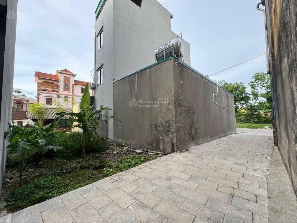 Bán gần 65m2 đất chính chủ. miễn tg