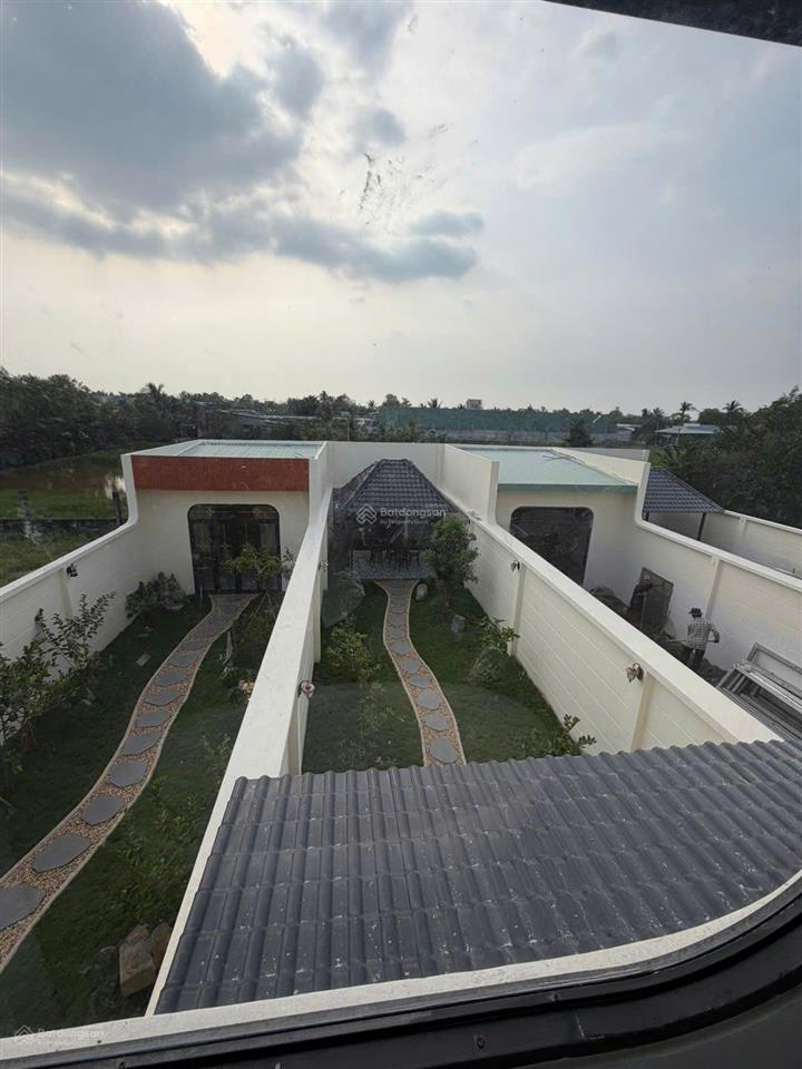 Chủ ngộp bank cần bán gấp căn nhà vườn siêu đẹp phong cách châu âu full nội thất