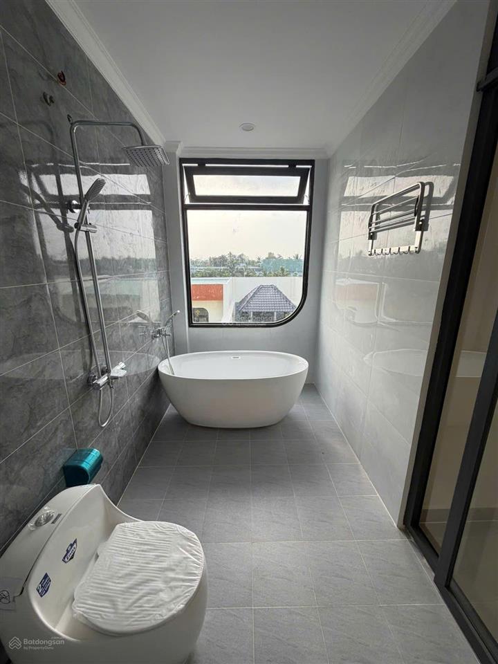 Chủ ngộp bank cần bán gấp căn nhà vườn siêu đẹp phong cách châu âu full nội thất