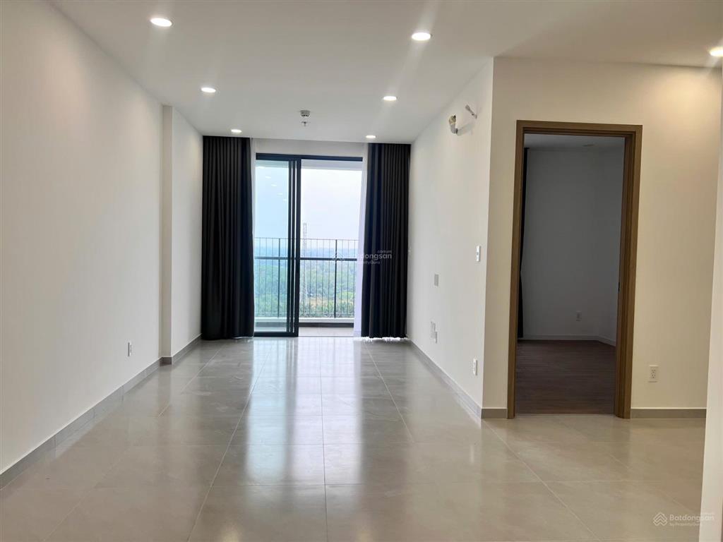 Bán căn hộ q9 kế q2 (đã có sổ). 65m2 (1pn+1) 2tỷ900. nhà mới 100%. tầng đẹp view thoáng