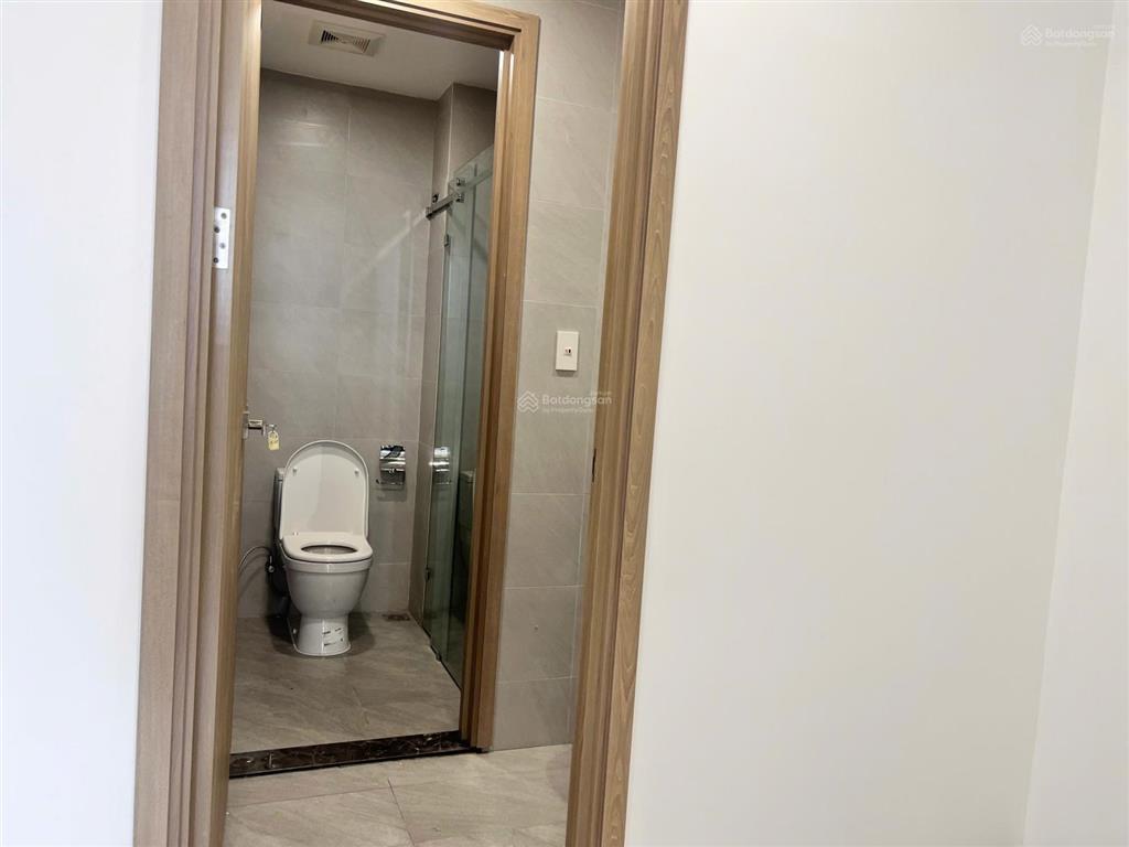 Bán căn hộ q9 kế q2 (đã có sổ). 65m2 (1pn+1) 2tỷ900. nhà mới 100%. tầng đẹp view thoáng