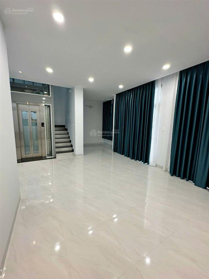 Cho thuê nhà phố nguyên căn 5 tầng vinhomes grand park  120m²  thang máy  phù hợp mở văn phòng