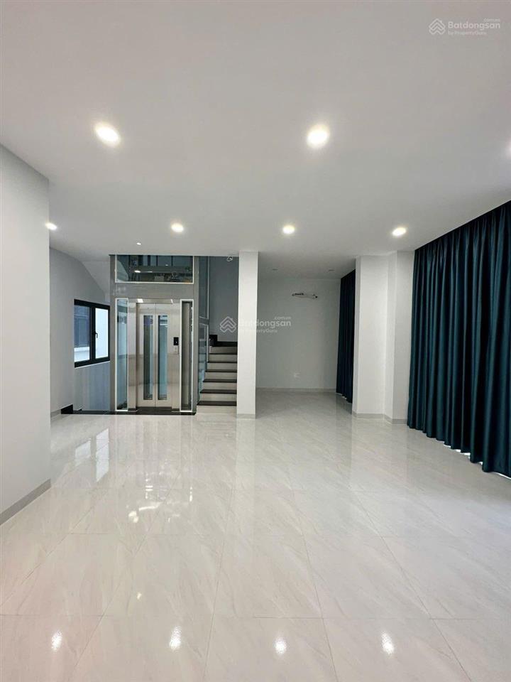 Cho thuê nhà phố nguyên căn 5 tầng vinhomes grand park  120m²  thang máy  phù hợp mở văn phòng