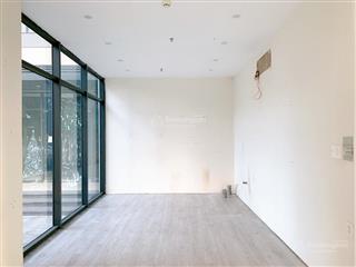 Cho thuê shophouse 26m2 mặt sảnh đã hoàn thiện setup kinh doanh ngay tại vinhomes grand park