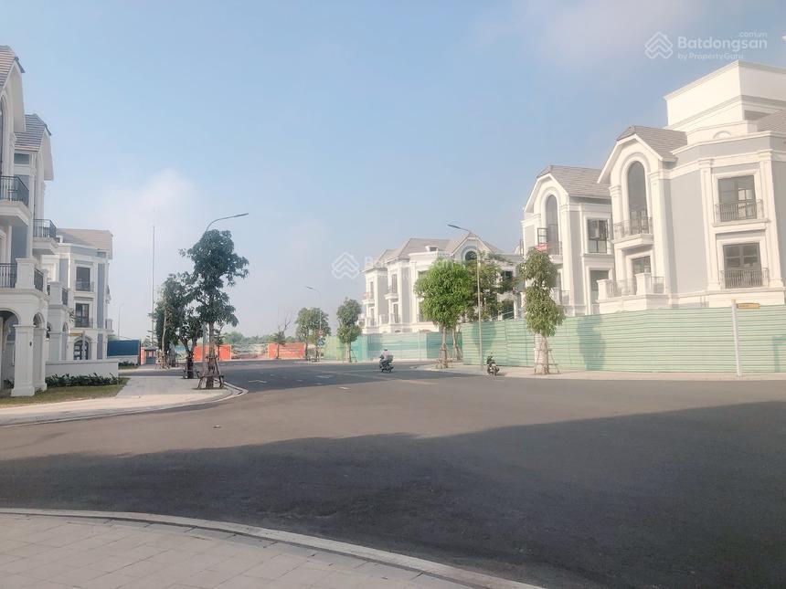 Cho thuê căn góc biệt thự d2a vị trí đắc địa trên trục đường đại lộ ánh sáng kế bên bến du thuyền