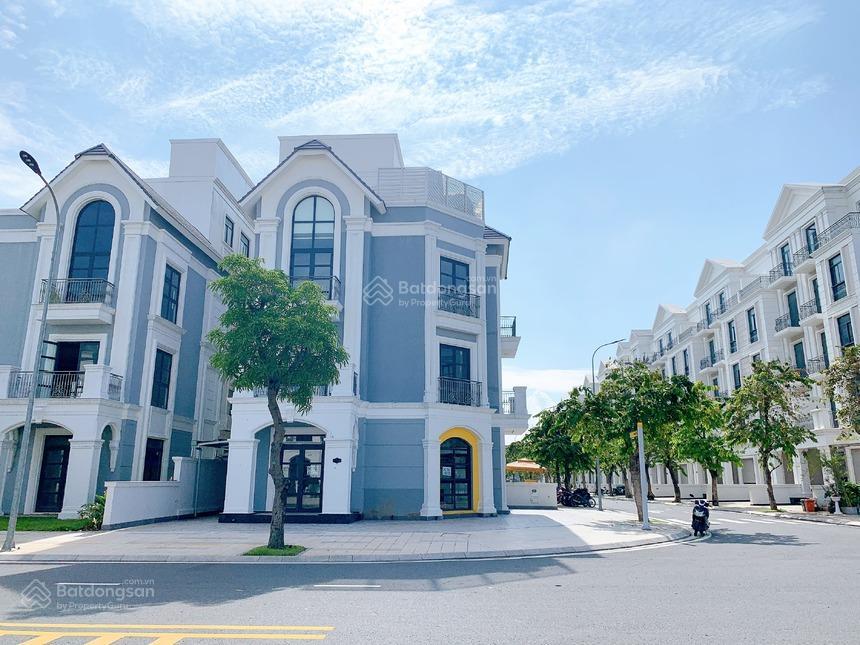 Cho thuê căn góc biệt thự d2a vị trí đắc địa trên trục đường đại lộ ánh sáng kế bên bến du thuyền