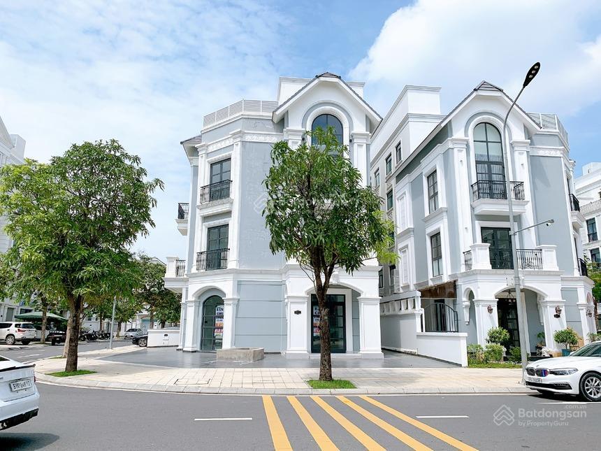 Cho thuê căn góc biệt thự d2a vị trí đắc địa trên trục đường đại lộ ánh sáng kế bên bến du thuyền