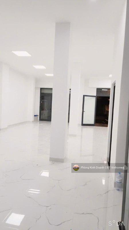 Cho thuê nhanh nhà phố 176m2 kết cấu 05 tầng hoàn thiện có thang máy, bếp, ngăn phòng, máy lạnh