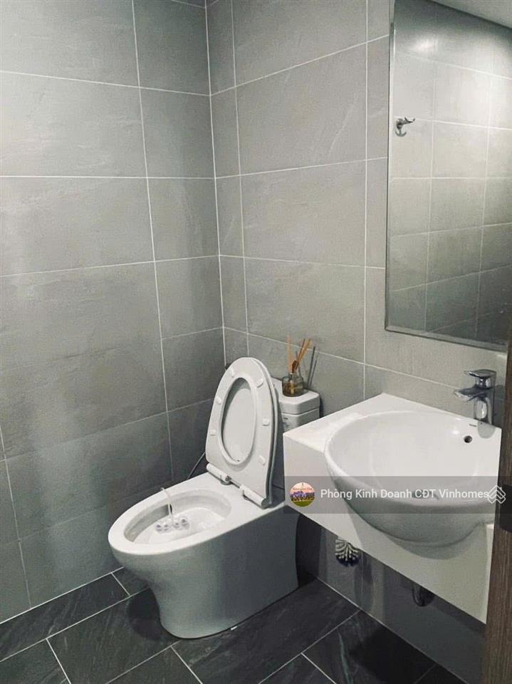 Bán gấp căn 3pn view sông, hướng đông nam rainbow vinhomes grand park  0704 967 ***
