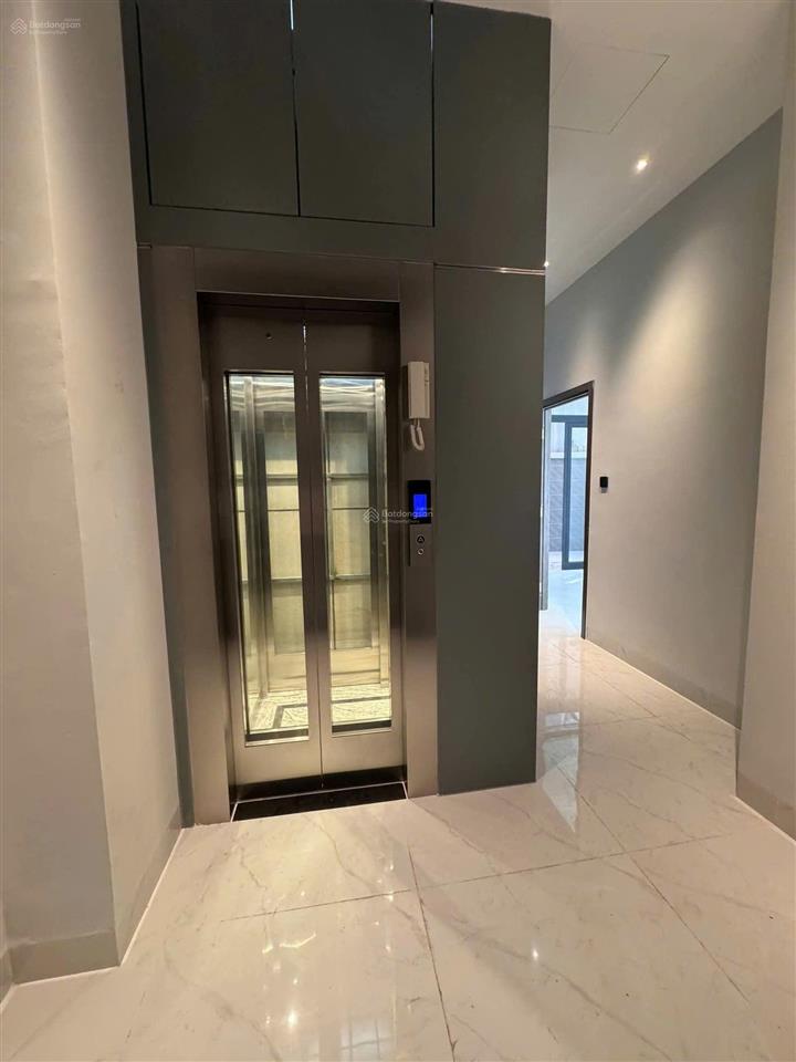Cho thuê nhà phố 84m2  5 tầng  thang máy  máy lạnh  ngăn phòng sẵn | vinhomes grand park