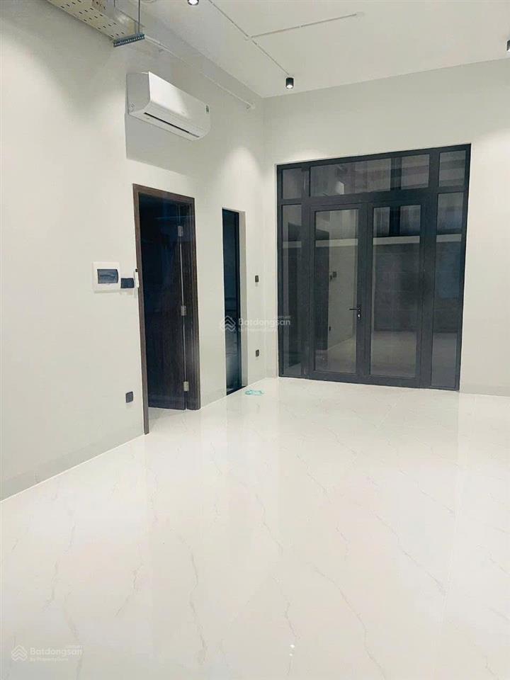 Cho thuê nhà phố 84m2  5 tầng  thang máy  máy lạnh  ngăn phòng sẵn | vinhomes grand park