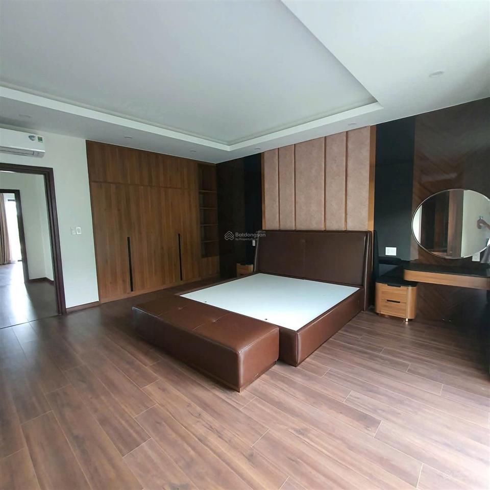 Cho thuê biệt thự đơn lập 400m2 view sông full nội thất cao cấp | vinhomes grand park