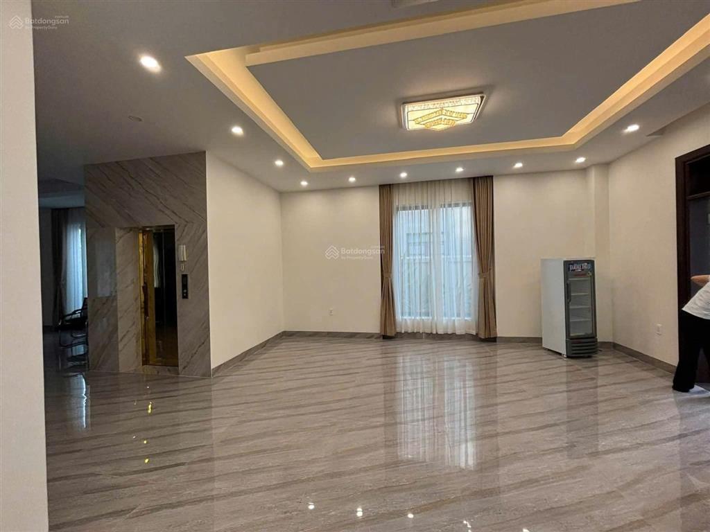 Cho thuê biệt thự đơn lập 400m2 view sông full nội thất cao cấp | vinhomes grand park