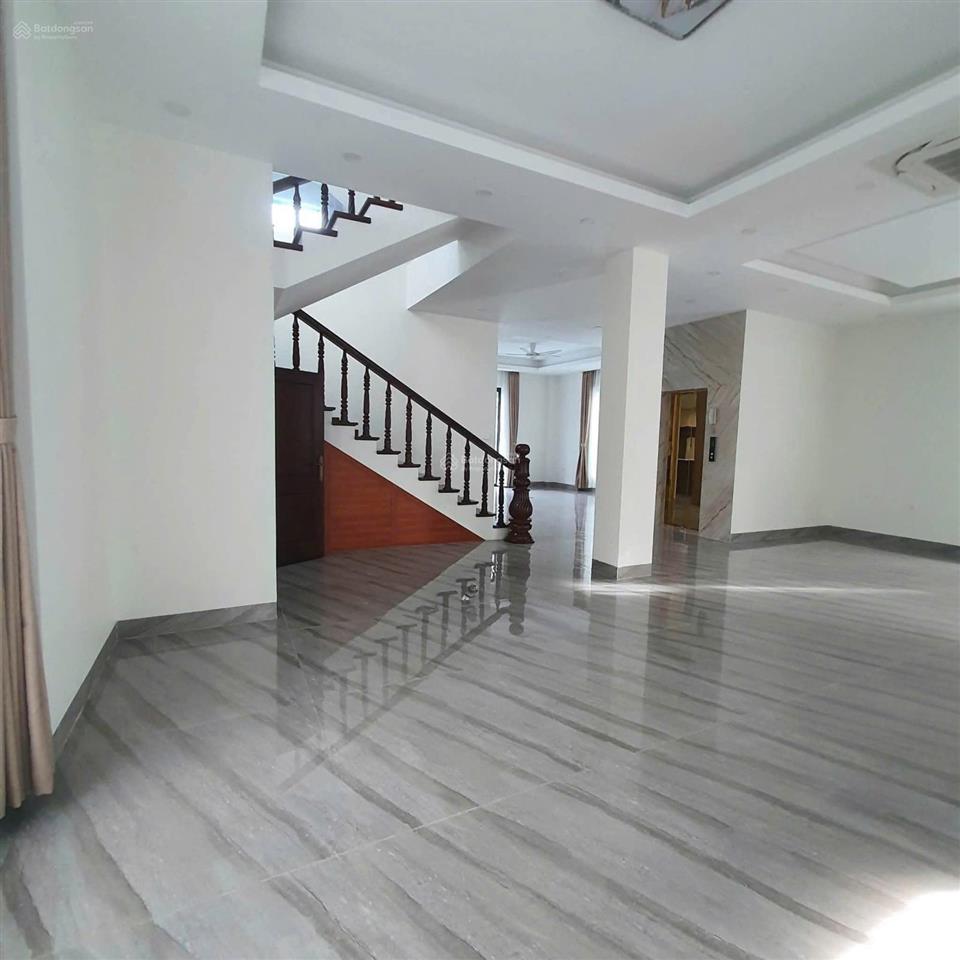 Cho thuê biệt thự đơn lập 400m2 view sông full nội thất cao cấp | vinhomes grand park