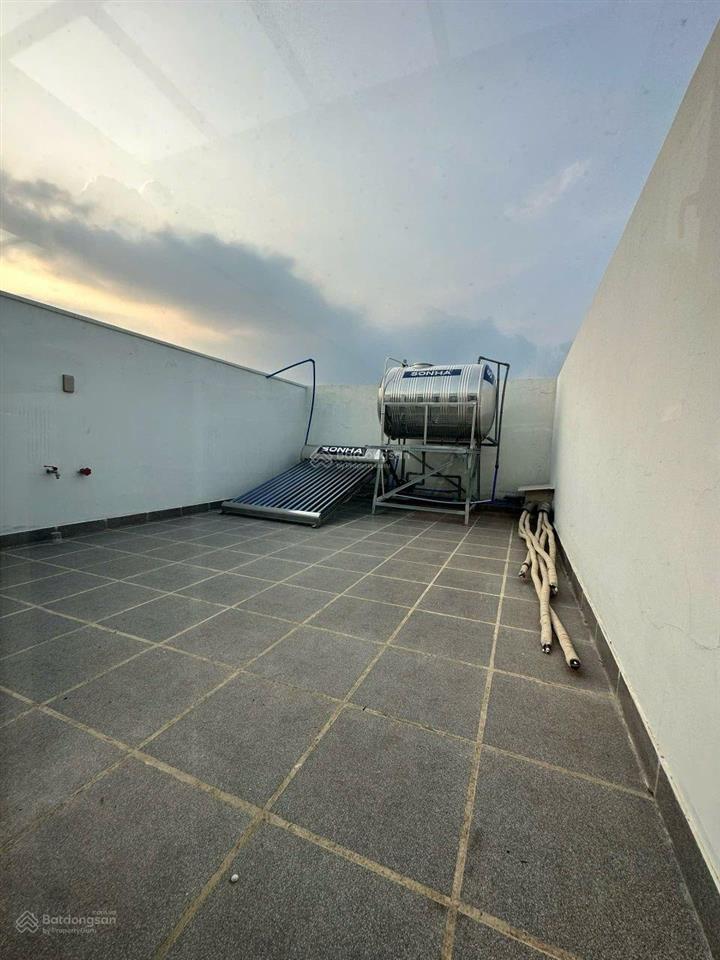 Cho thuê nhà phố nguyên căn 5 tầng vinhomes grand park  96m²  thang máy  phù hợp mở văn phòng