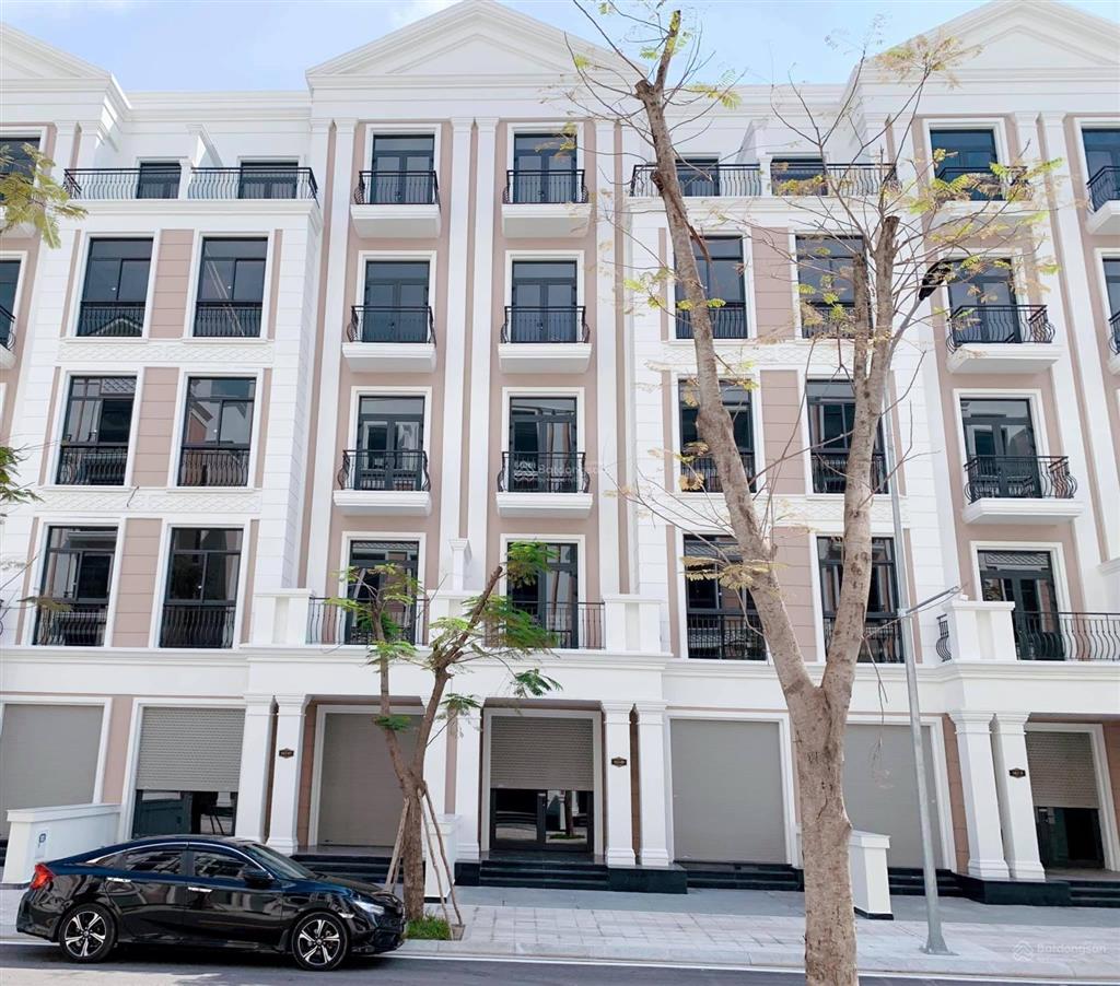 Cho thuê nhà phố nguyên căn 5 tầng vinhomes grand park  96m²  thang máy  phù hợp mở văn phòng