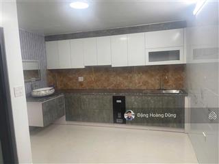 Bán nhà trần nguyên hãn, dt 43m2 x 3t, nhà khung cột bê tông chắc chắn, dân trí cao, giá 3.56 tỷ
