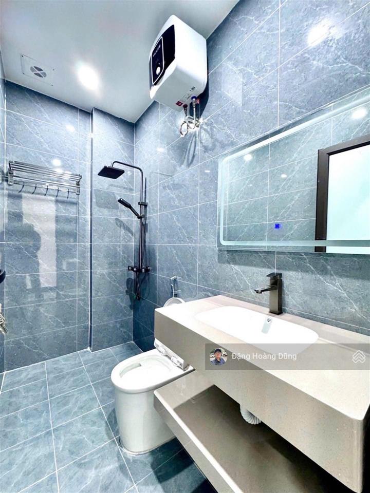 Bán nhà chợ hàng, nhà đẹp long lanh, diện tích 41m2, vị trí trung tâm, ngõ rộng thoáng, giá 3 tỷ 55