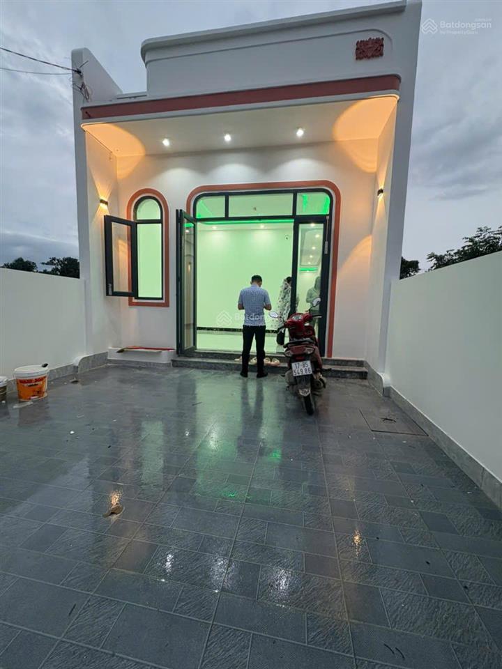 Bán nhà tại khu phố 4, phường tân thành, tp. hồ chí minh mới. diện tích 98m2 (60m2 thổ cư) 1,380 tỷ
