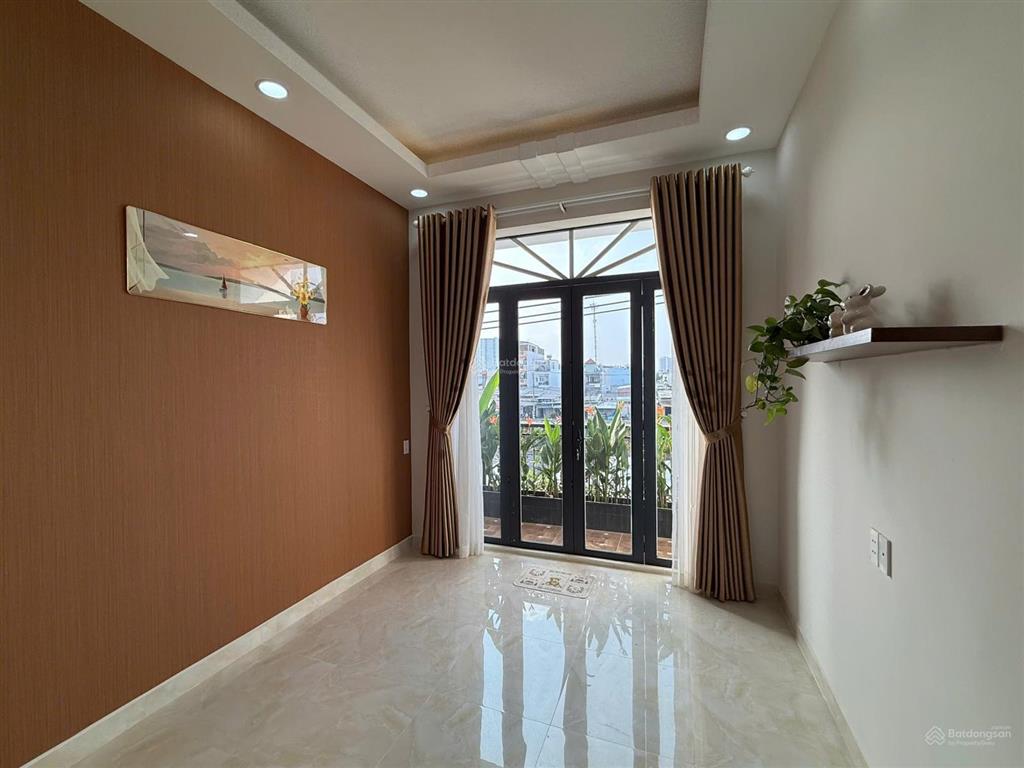 Nhà mặt tiền 5 tầng mới đẹp đường kinh doanh giá cực tốt