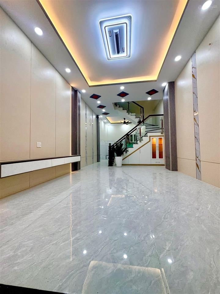 Nhà 4 tầng mới 100% đẹp hiện đại hẻm xe hơi phạm thế hiển p. chánh hưng (p3 q8)