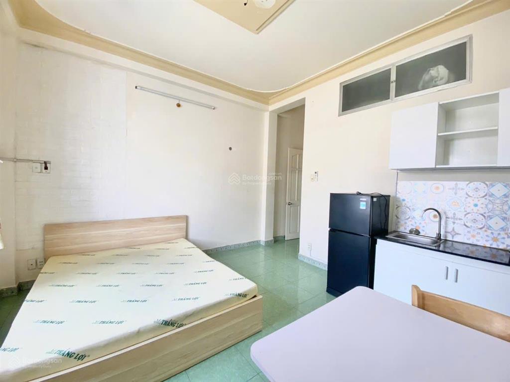 Cho thuê phòng trọ tại 880 âu cơ, 4,5 triệu, 25m2, full nội thất hot!