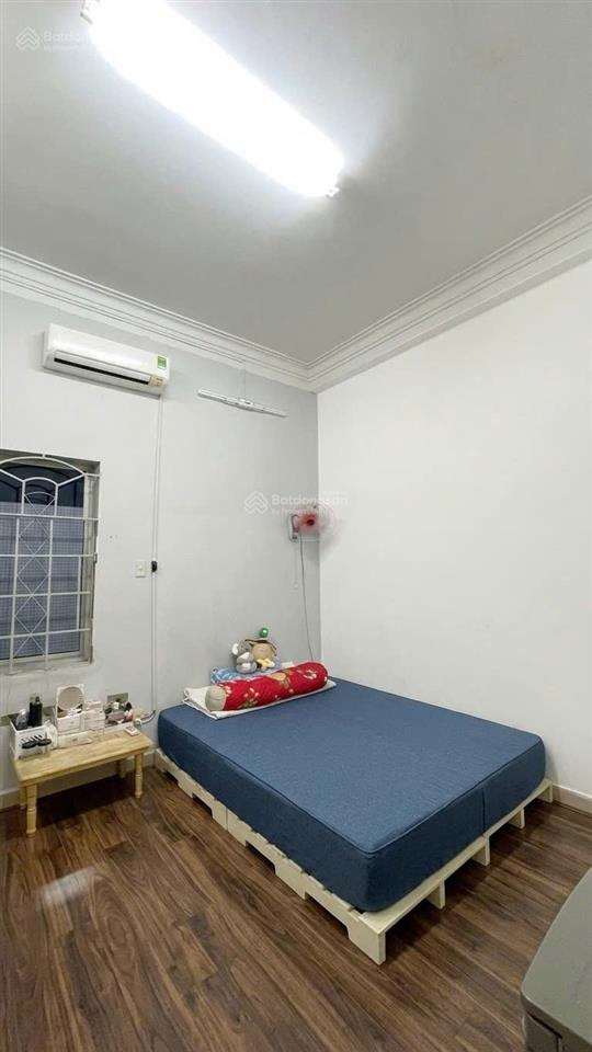 Phòng studio đủ nội thất 25m2  196/1 cộng hòa tân bình (gần cv hoàng văn thụ)  0389 060 ***
