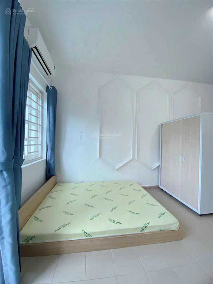 Căn hộ siêu rộng 40m2 đủ nội thất ban công riêng 196 cộng hòa tân bình  0389 060 ***