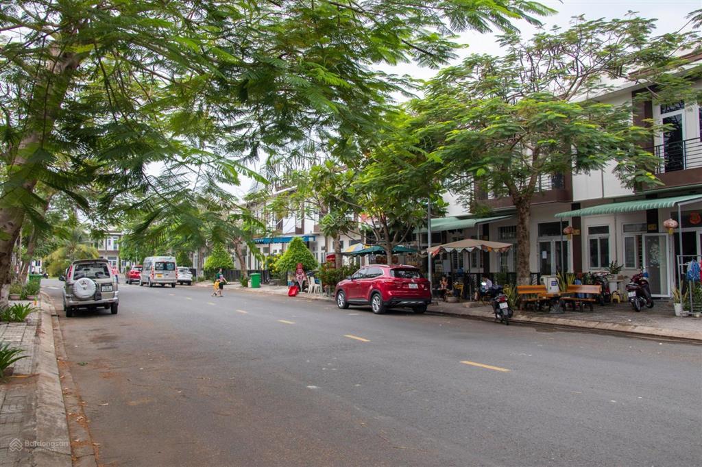 Chính chủ bán gấp biệt thự trần anh riverside, dt 8x14=120m2, giá 3ty1, sổ hồng, cc sang tên