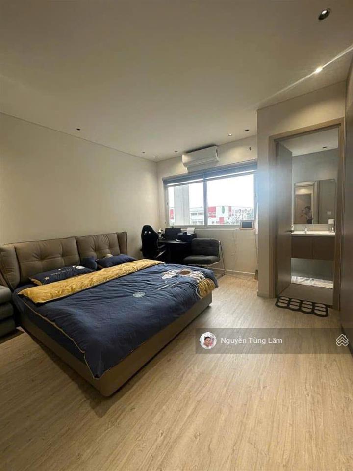 Bán nhanh liền kề vip hàng không 158 nguyễn sơn  88m2  mt 6m giá rẻ