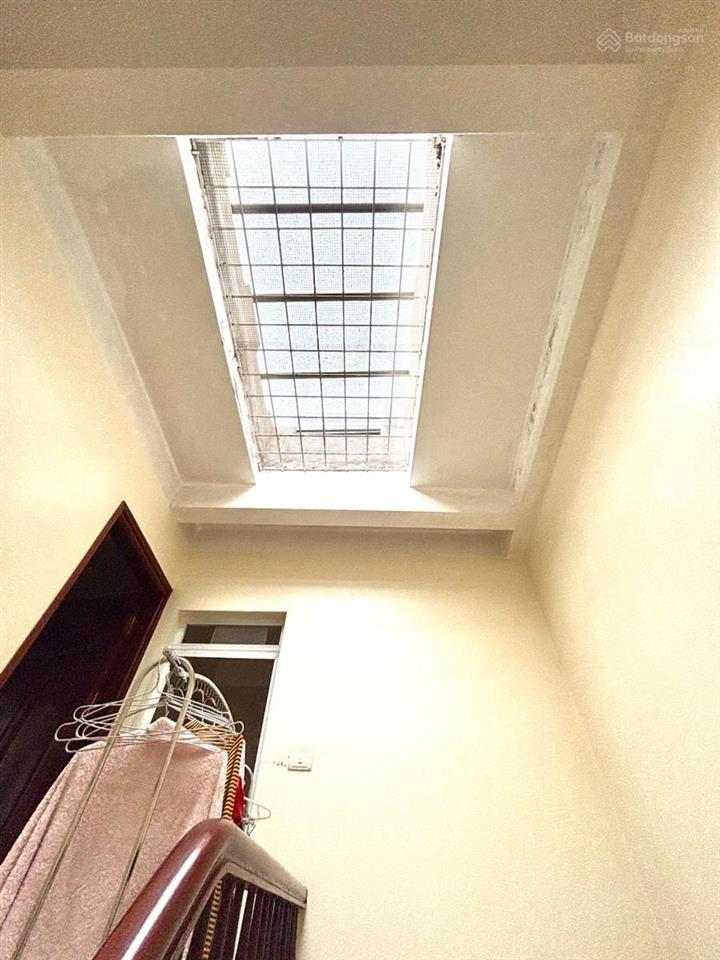Nhà gần phố  hào nam 35mx5 tầg, mt4.5m, giá chỉ nhỉnh ~ 9.0 tỷ