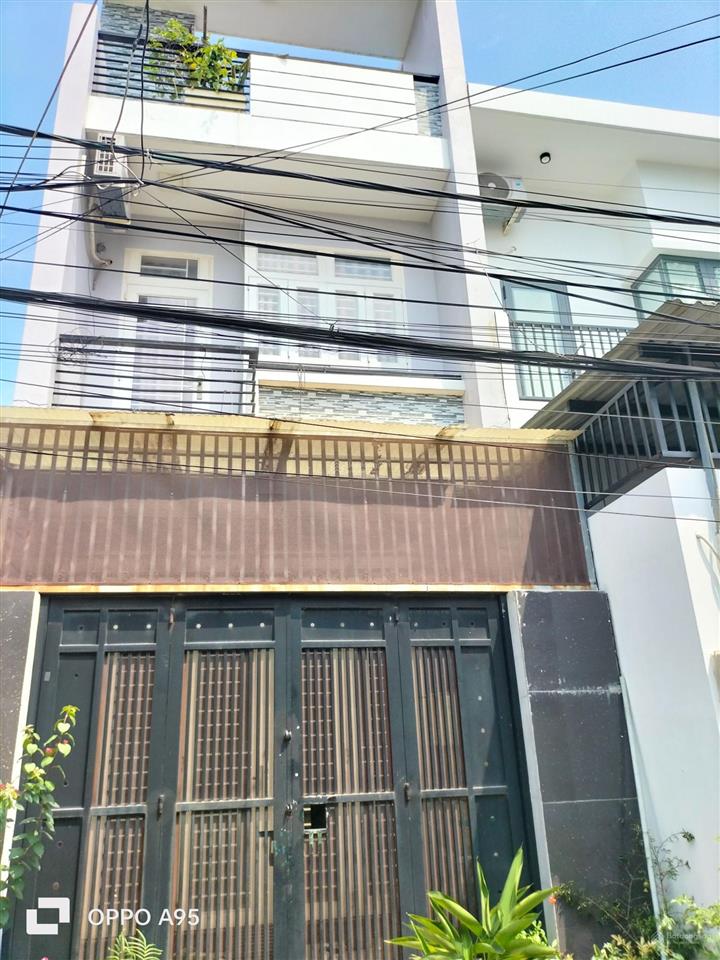 Đối diện trường đại học luật, cách quốc lộ 13 500 m, hẻm xe hơi, 2 tầng, 64m2, 6.69 tỷ thương lượng