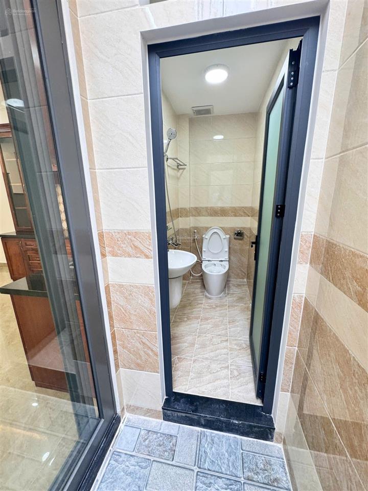 Bán gấp nhà mới 4 tầng, đồng bộ, kế bên vạn phúc city, hxh tránh nhau thông ql 13, 51m2, 8,.4 tỷ tl