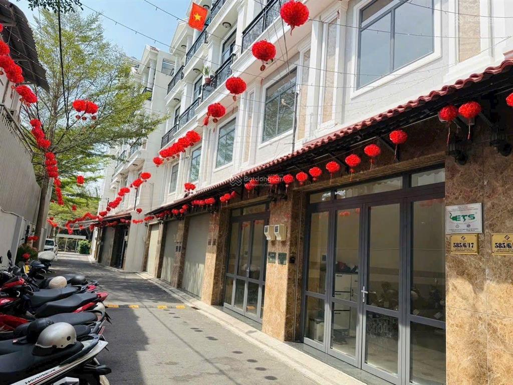 Bán gấp nhà mới 4 tầng, đồng bộ, kế bên vạn phúc city, hxh tránh nhau thông ql 13, 51m2, 8,.4 tỷ tl