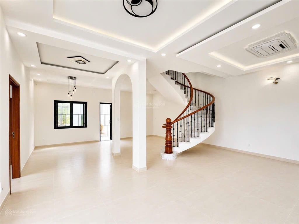 Cho thuê biệt thự gần khu dân cư hồng long thông quốc lộ 13, hiệp bình, thủ đức.